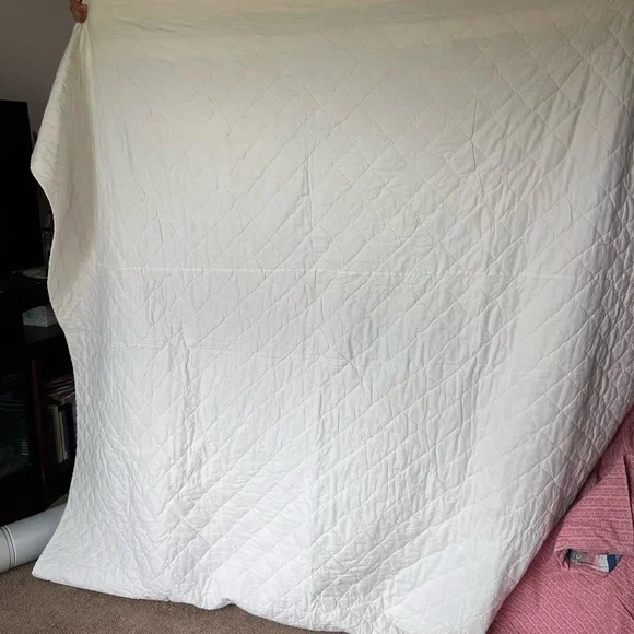 Vintage Quilt with Floral Patterns Full/Double - Picture 2 of 2